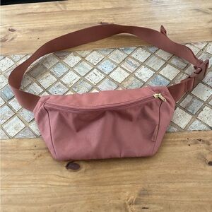 Canvelle classic fanny pack